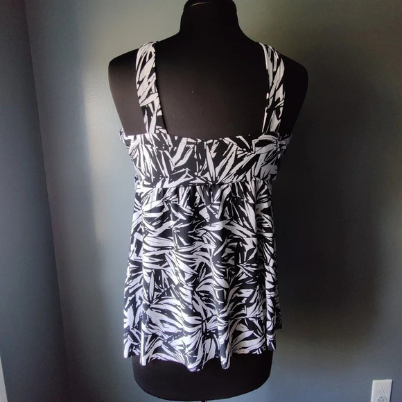 *NWOT* Coastal Blue Crossed Palm Leaf Tankini - Picture 5 of 6